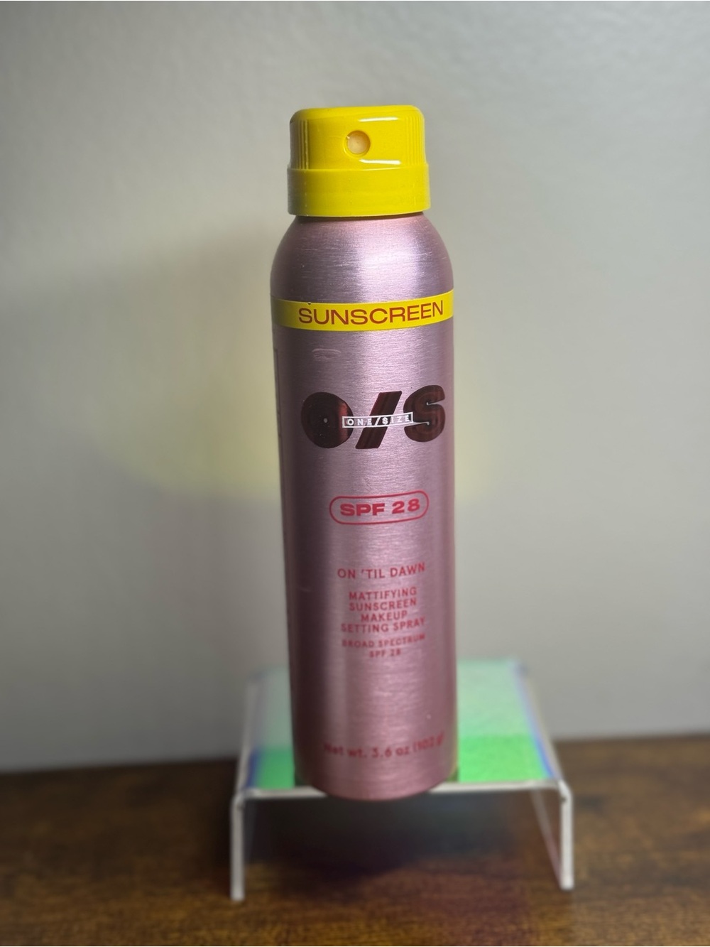 ONE/SIZE On 'Til Dawn Mattifying Sunscreen Makeup Setting pray